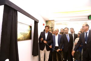 سندھ بلڈنگ کنٹرول اتھارٹی کی عمارت  سازی کی لئے  اجازت ناموں کی سہولت کے لیے کراچی نیبر ھوڈ امپروومینٹ پروجیکٹ کی جانب سے قائم کردہ سنگل ونڈو فیسلٹی کا افتتاح کیا گیا۔